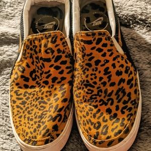 Nike Women's Legacy Leopard Print Slip-On Shoes